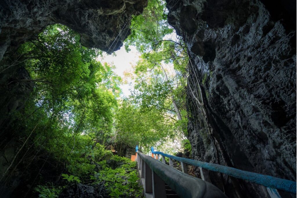 Phnom Sampeau, Cambodia